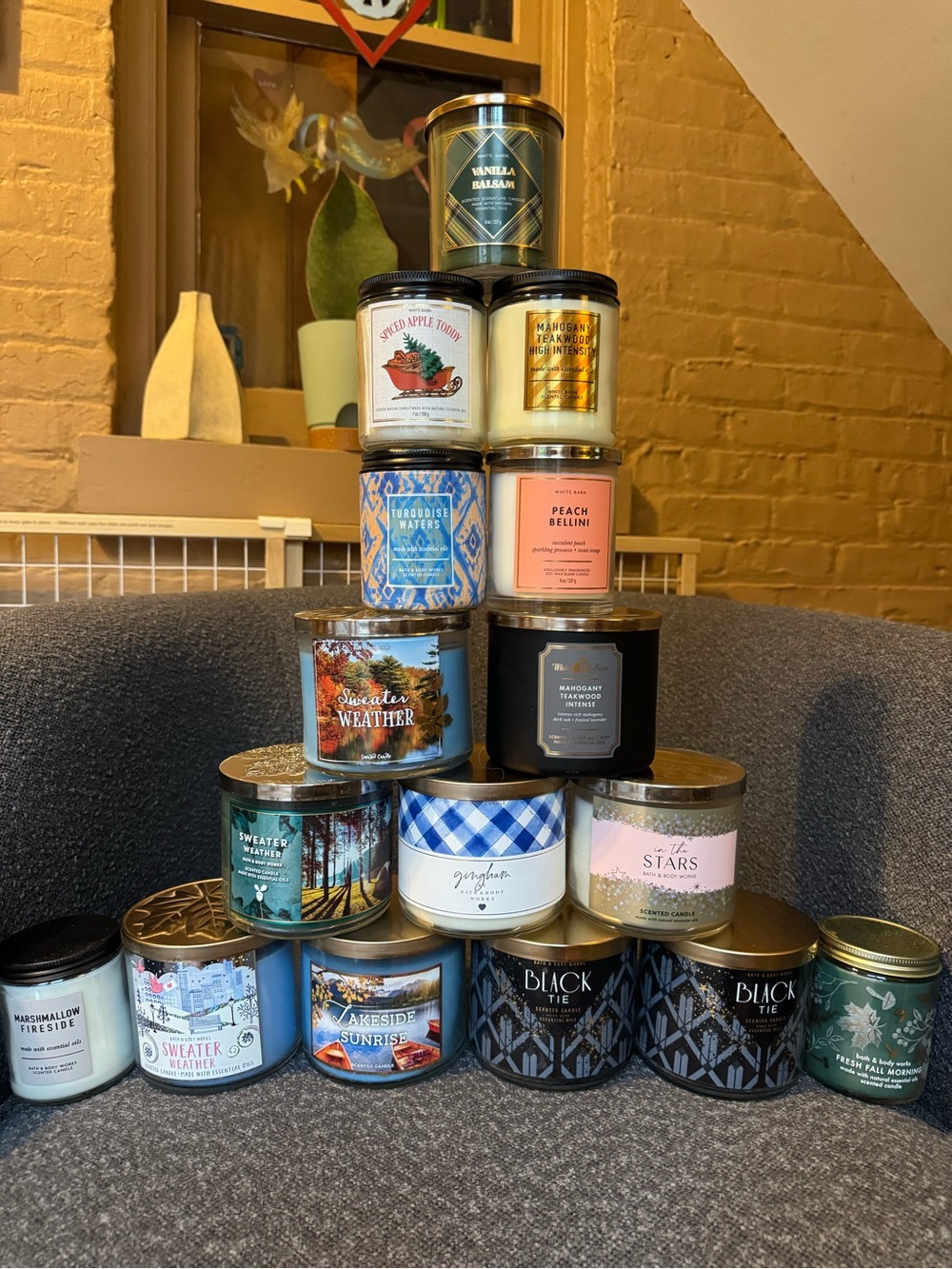 16 Bath & Body Works / White Barn NEW Candles
